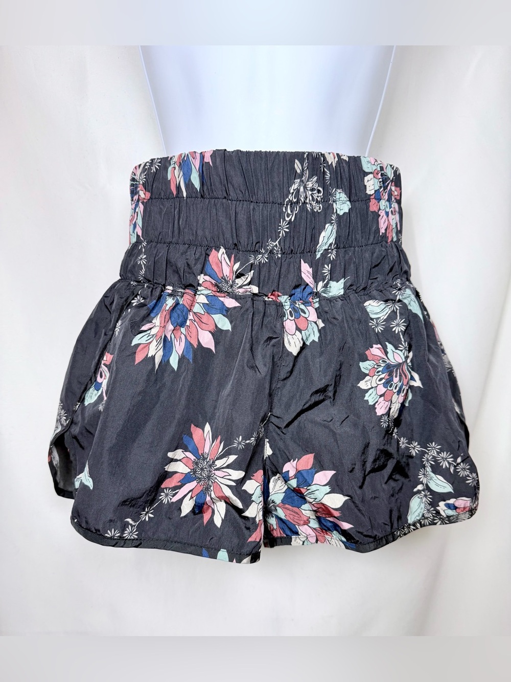 FP Movement The Way Home Shorts Black Floral Print Athletic Lined - Small